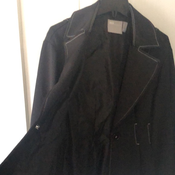 ASOS • Black Fitted Jacket with Balloon Sleeves & White Thread Trim - Picture 8 of 15